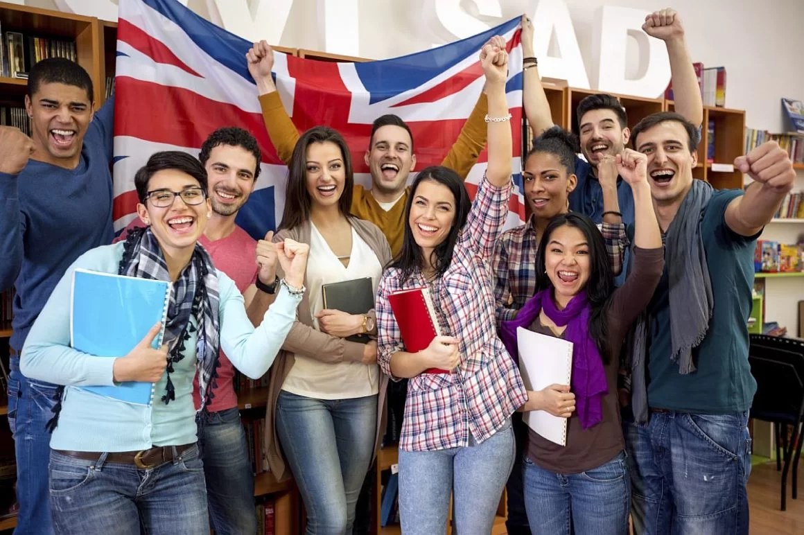 Navigating UK Culture: A Guide for International Students