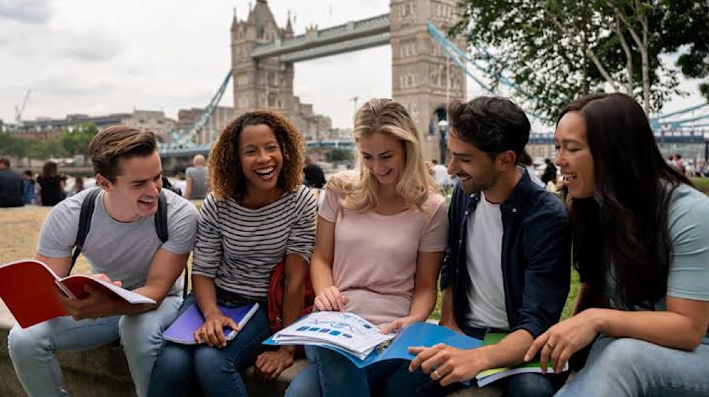 Top 10 Courses for International Students in the UK